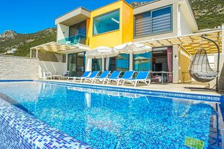 Villa Roshan Kalkan OliversTravels 1