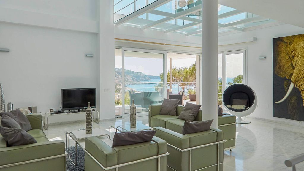 Villa Cruise Ibiza Olivers Travels 4