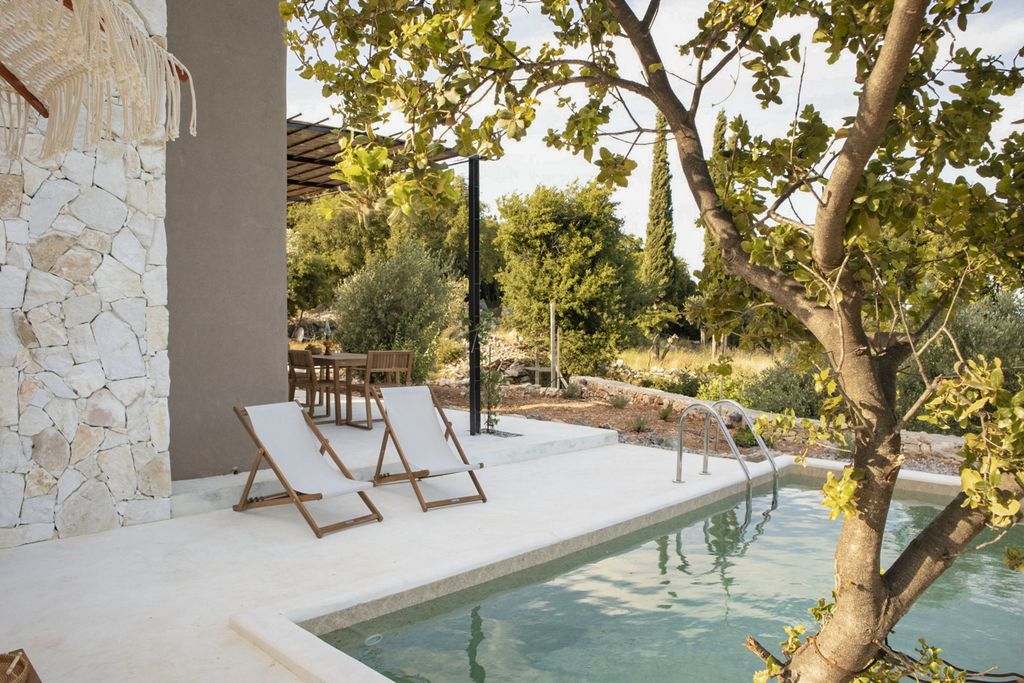 Villa Rhythm Ithaca Olivers Travels 2