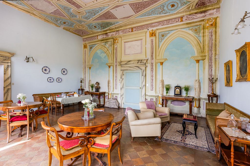 Villa Laga Le Marche Olivers Travels 03