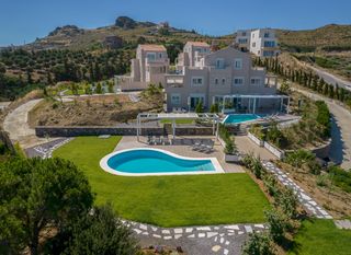 Villa Snickers Crete Olivers Travels 1