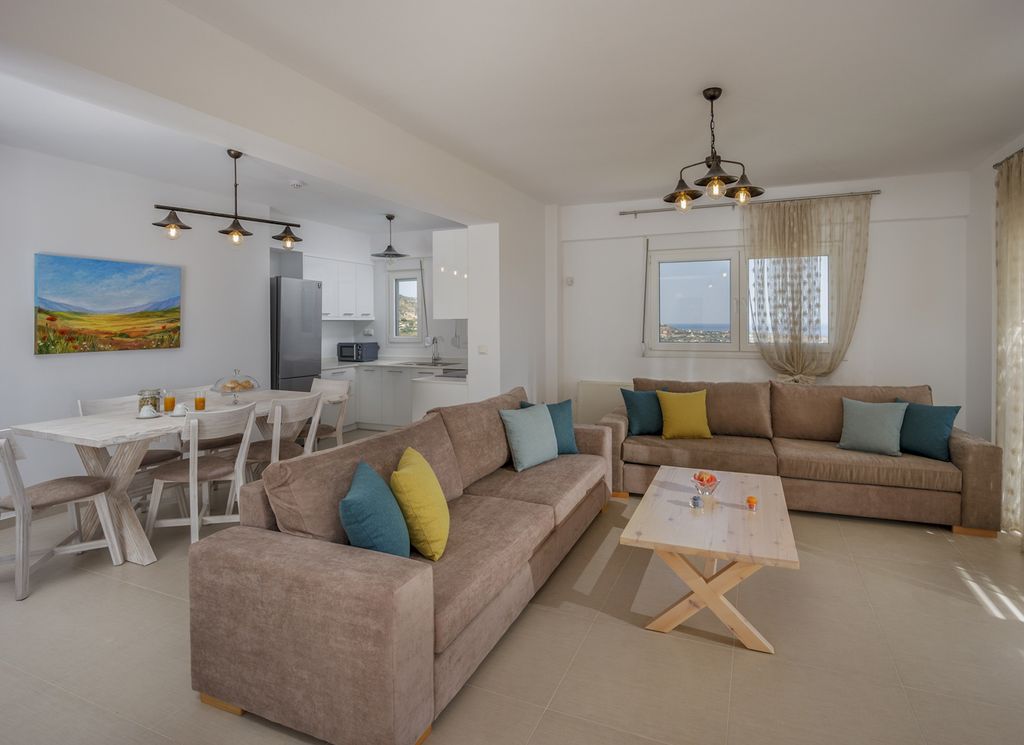 Villa Snickers Crete Olivers Travels 3