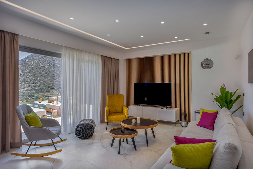 Villa Galaxy Crete Olivers Travels 3