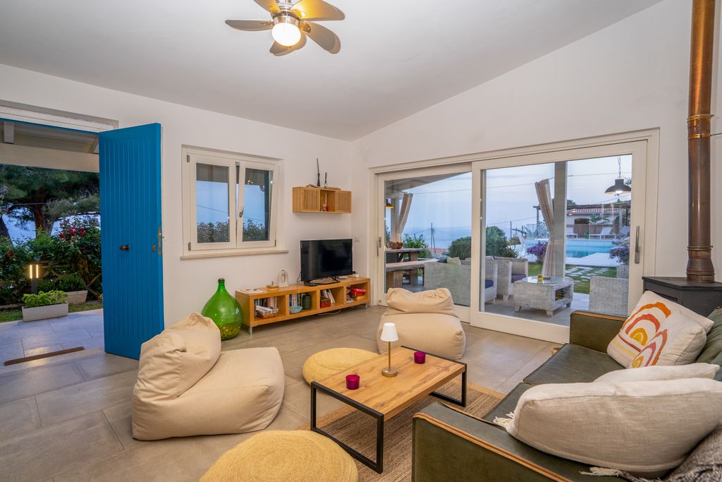 Villa Marchito Calabria Olivers Travels 3