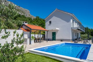 Villa Mistral Dalmatia Coast Olivers Travels 1