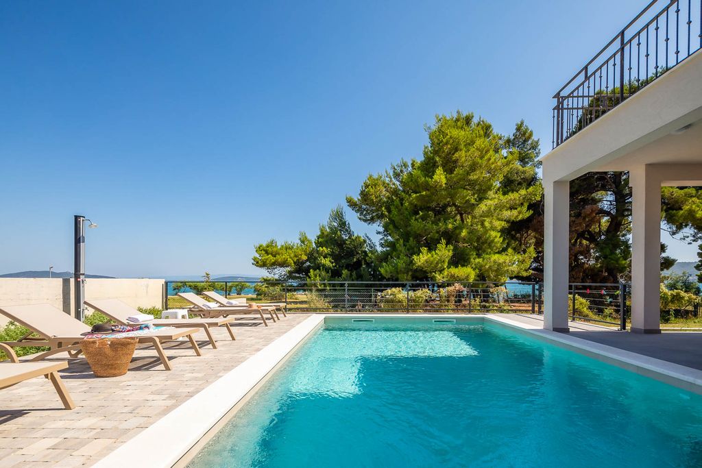 Villa Fiorella Dalmatia Coast OliversTravels 3