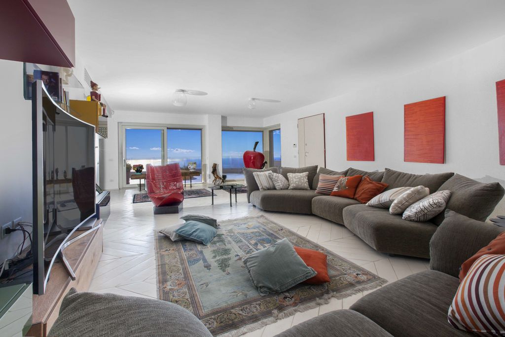 Villa Don Alfonso Amalfi Olivers Travels 3