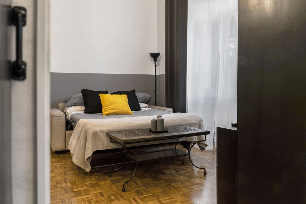 Apartment Barnaba Rome Olivers Travels 3