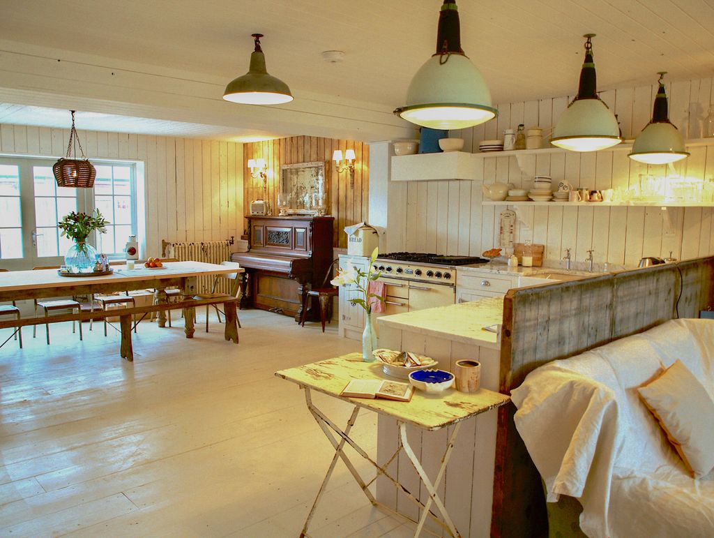 Camber Beach House Sussex Olivers Travels 2