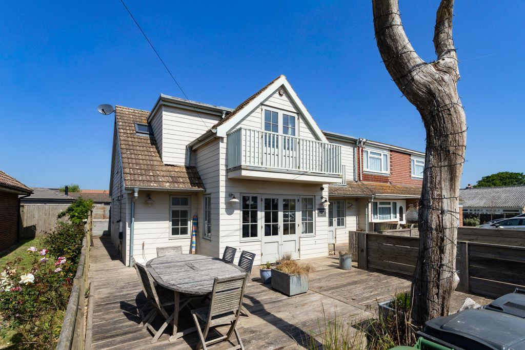 Camber Beach House UK OliversTravels 1