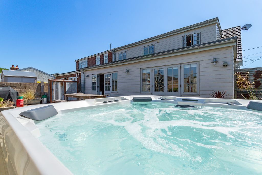 Camber Beach House UK OliversTravels 2