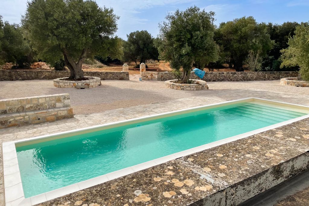 Trullo Libelli Puglia OliversTravels 3
