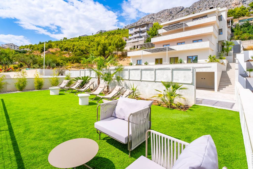 Villa Forio Dalmatia Coast OliversTravels 1