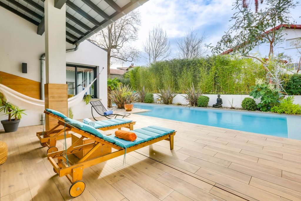 Villa Surflaria Biarritz OliversTravels 2
