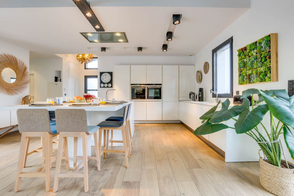 Villa Surflaria Biarritz OliversTravels 4