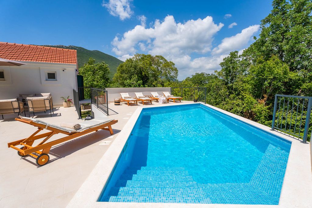 Villa Sfera Dalmatia Coast OliversTravels 2