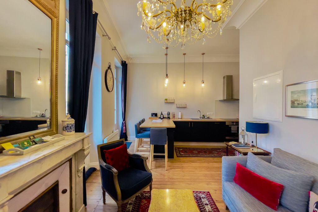 Apartment Arnould Bordeaux Olivers Travels 5