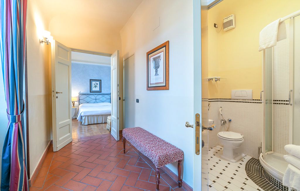 Apartment Medici Florence Olivers Travels 5