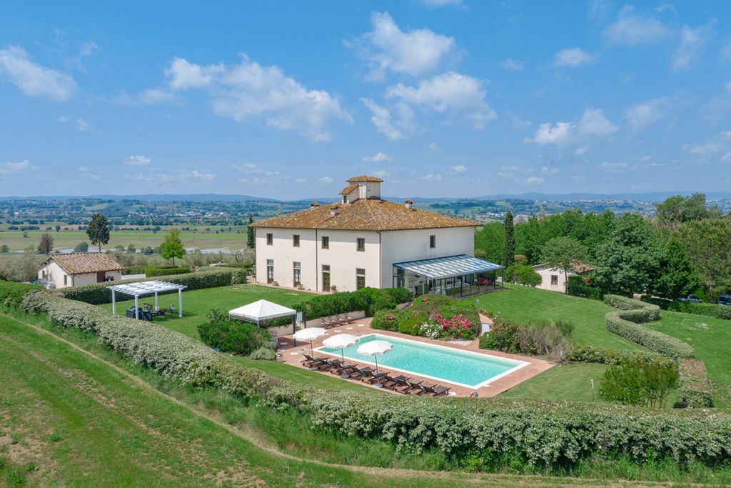 Villa Mimi Tuscany Olivers Travel 1