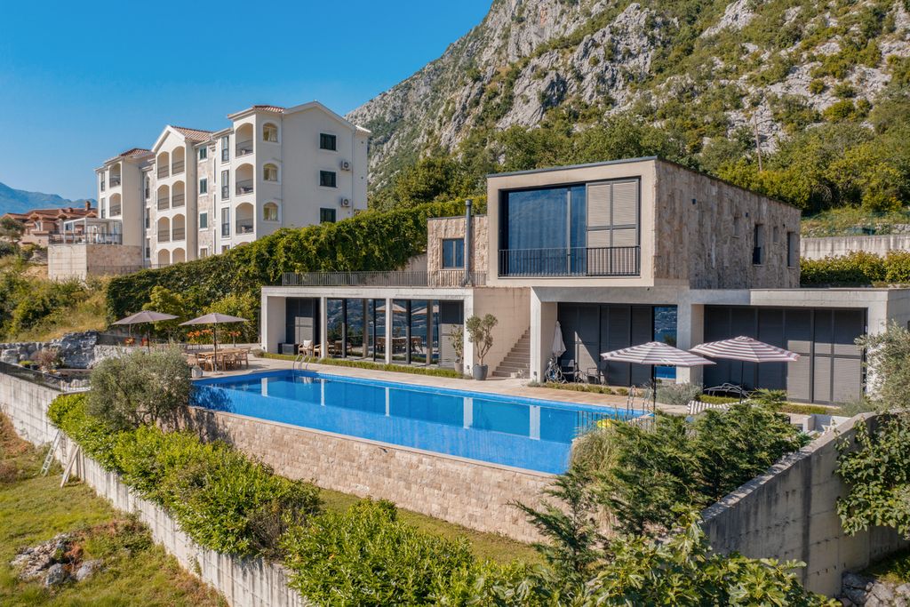 Villa Dinarica Montenegro Olivers Travels 2