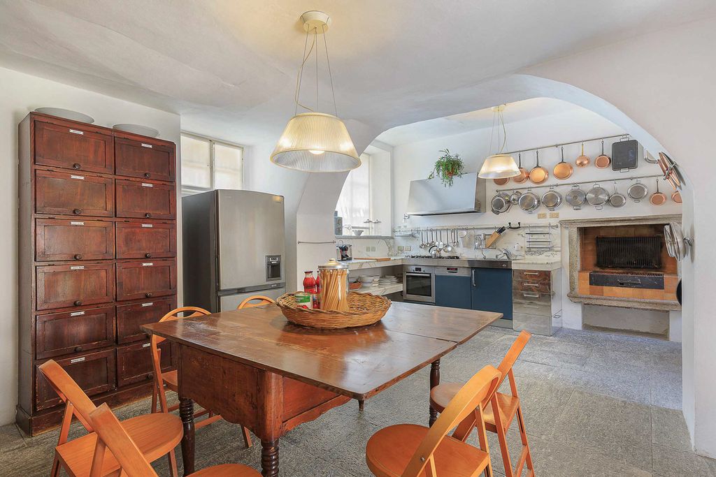 Villa La Sirena Lake Maggiore Olivers Travels 5