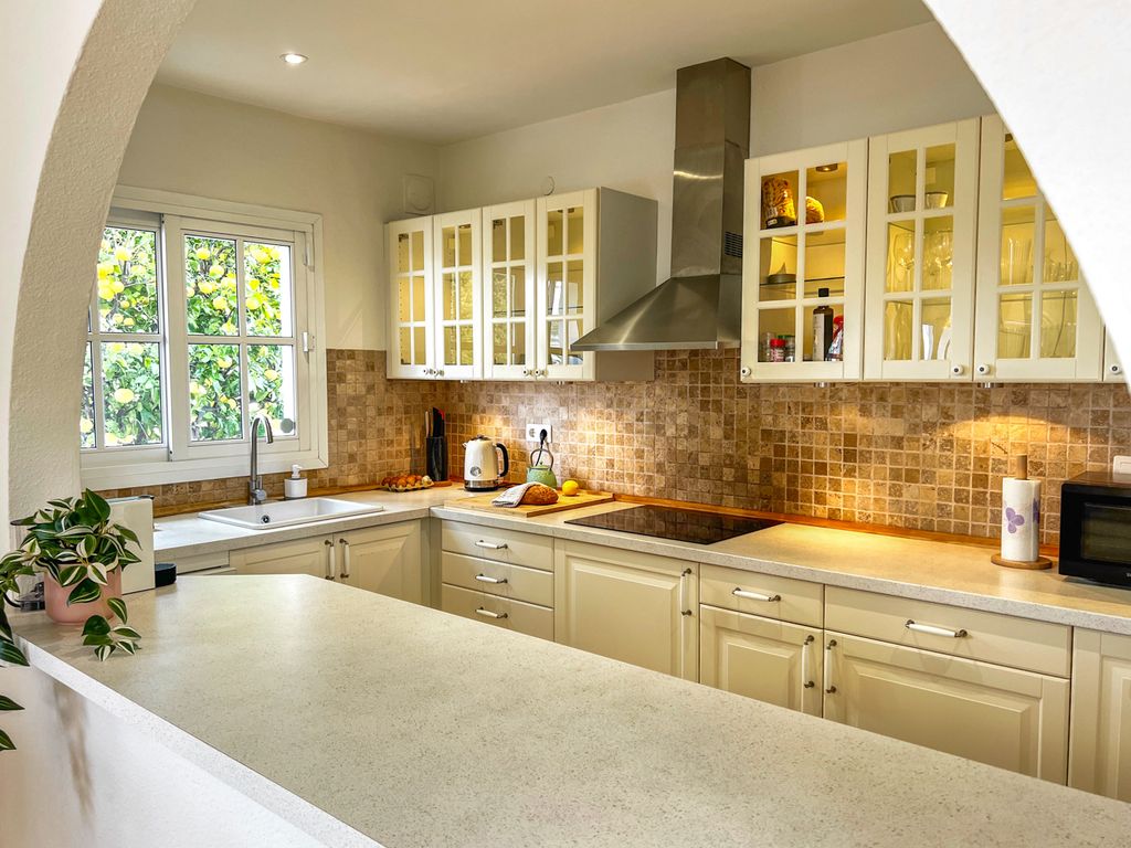 Villa Solea CostaDelSol Spain Olivers Travels 4