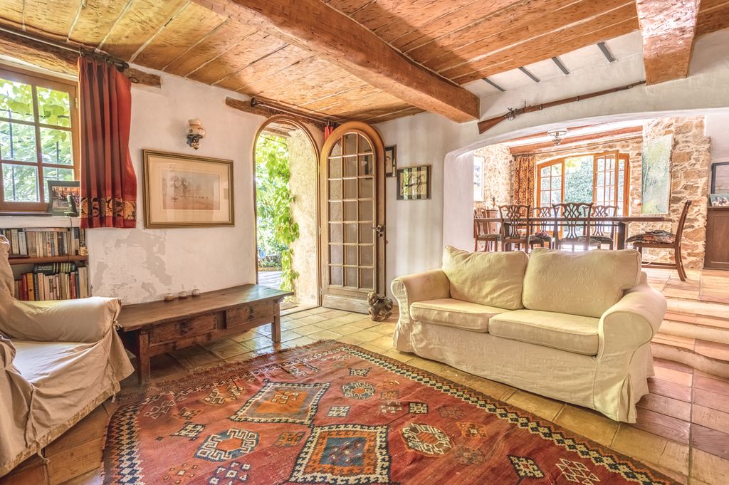 Le Coin Perdu French Riviera Olivers Travels 3