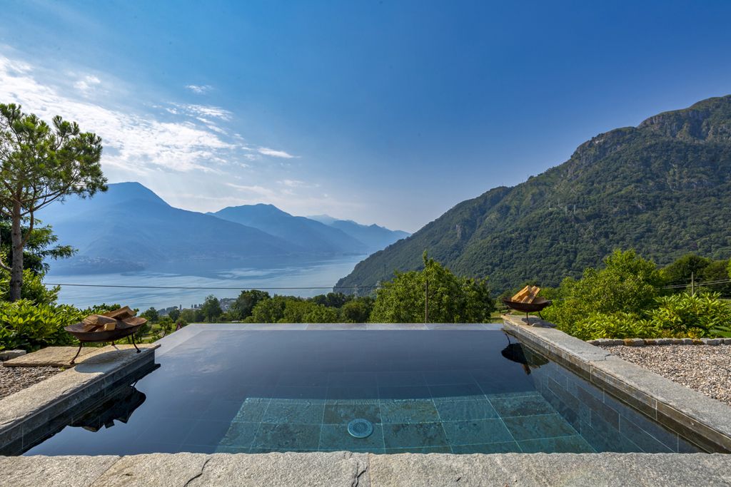 Villa Zeffiro Lake Como Olivers Travels 1