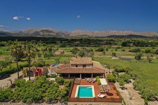Villa Alcudia Oasis Mallorca Olivers Travels 1
