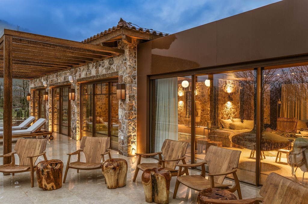 Villa Corinthian Mainland Greece Olivers Travels 1