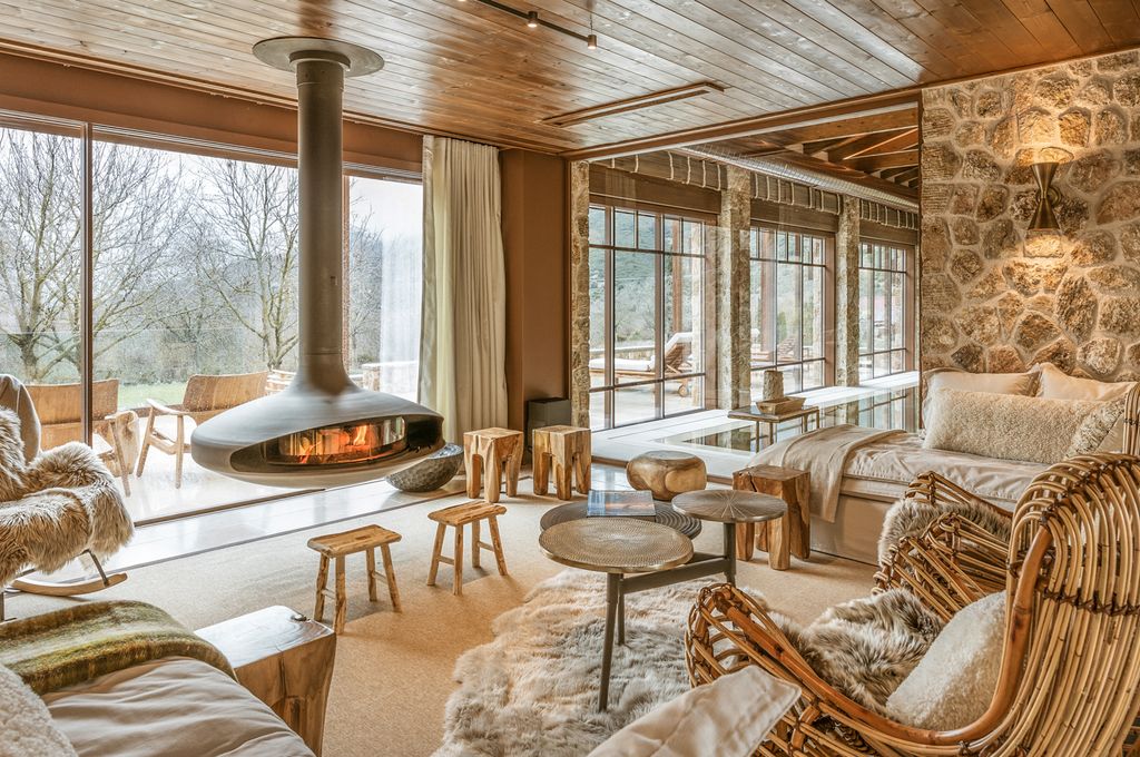 Villa Corinthian Mainland Greece Olivers Travels 3