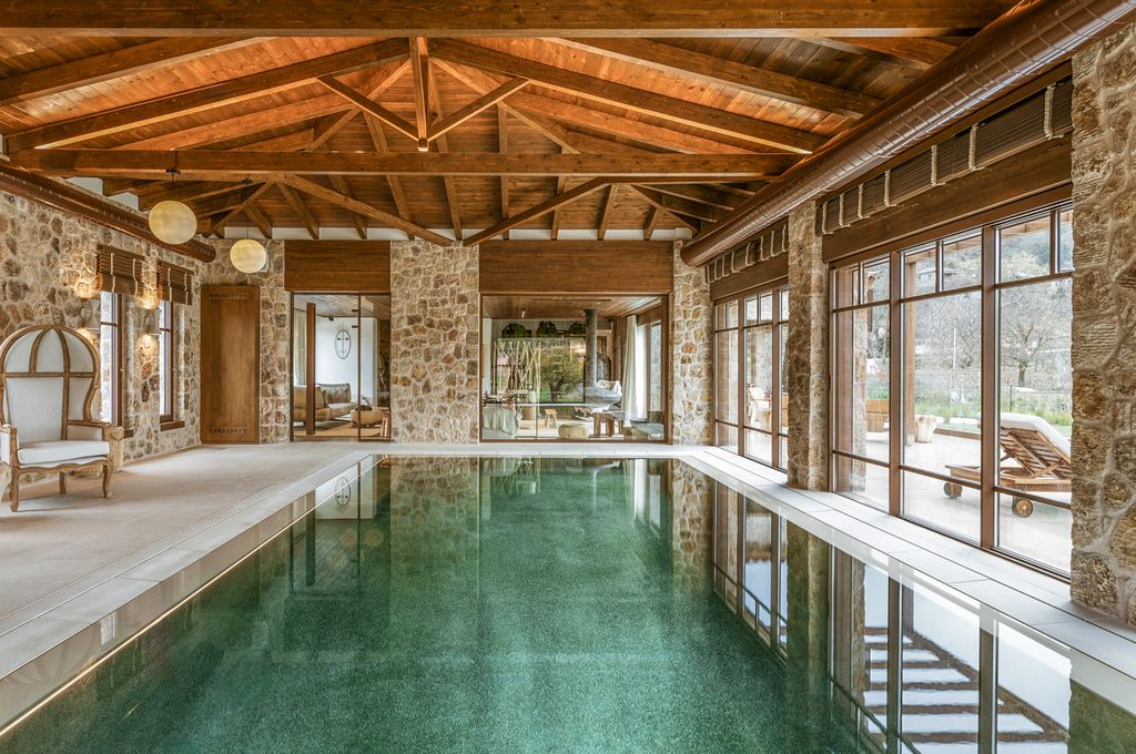 Villa Corinthian Mainland Greece Olivers Travels 2