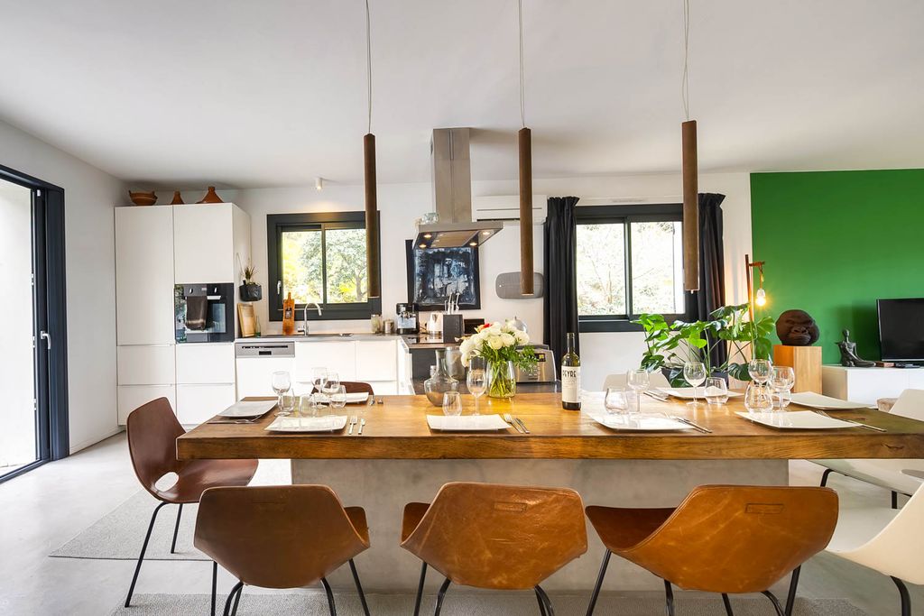 Villa De La Colline CH Provence OliversTravels 4