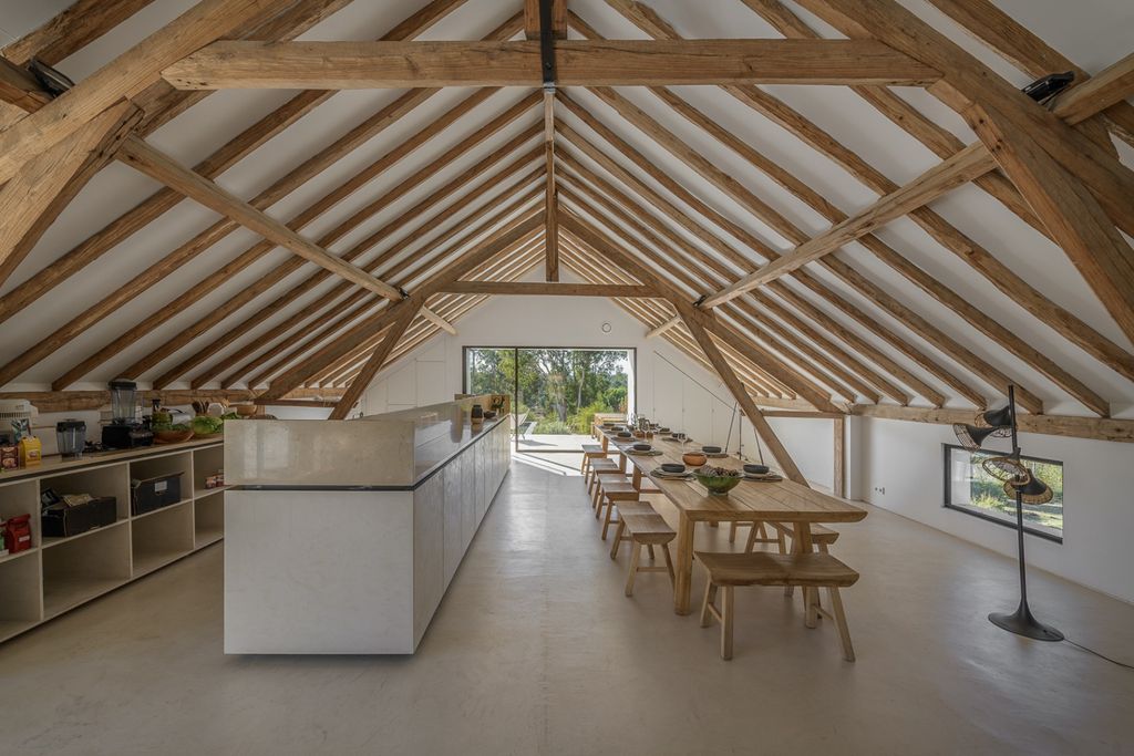 Sandy Squid Villa Lisbon Coast Olivers Travels 4