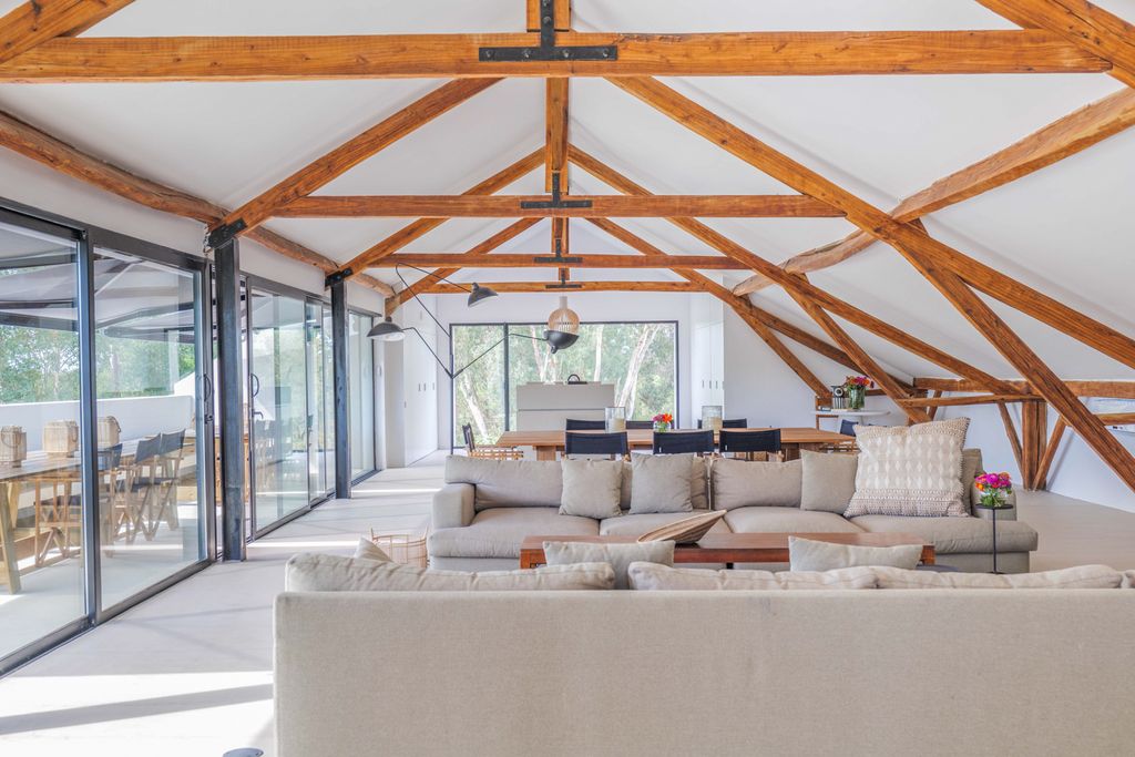 Sandy Crab Villa Lisbon Coast Olivers Travels 4
