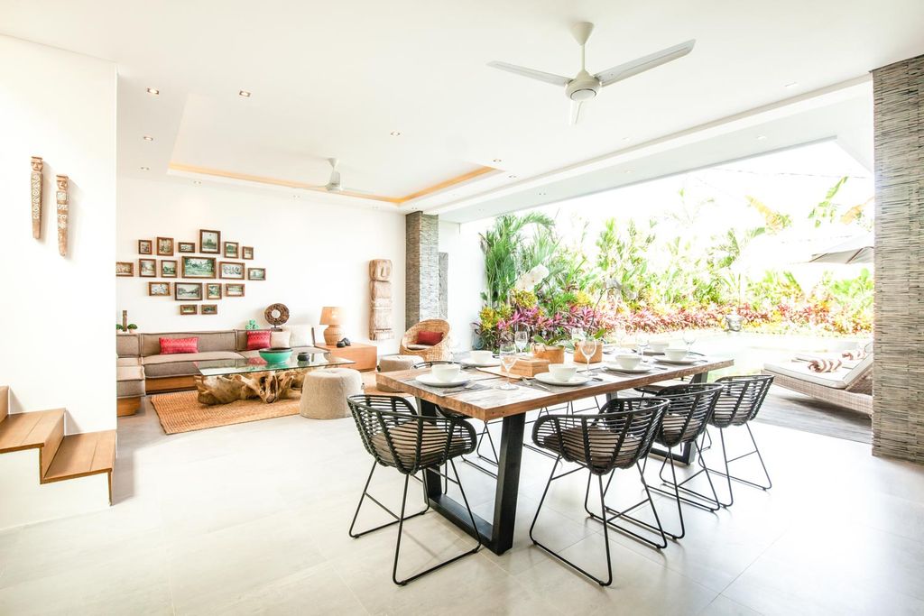 Villa Sri Bali OliversTravels 4