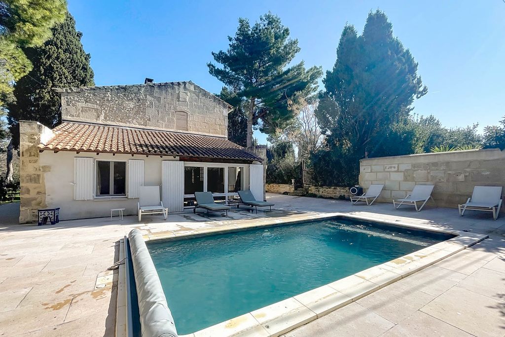 Pave Blanche CH Provence OliversTravels 2