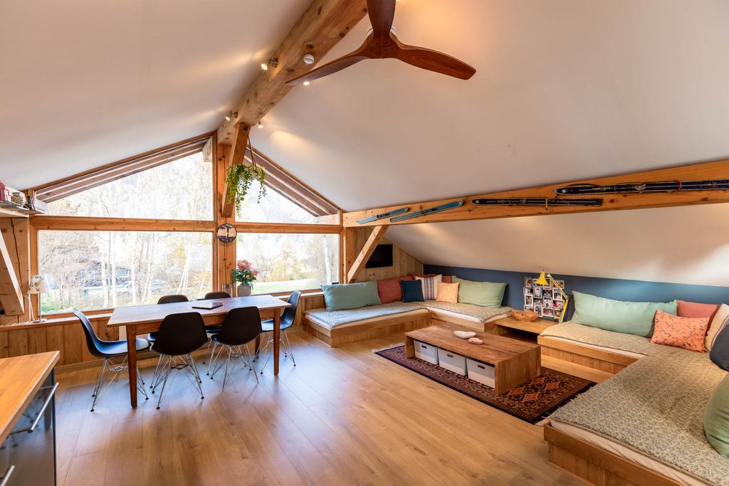 Chalet Lumiere Les Houches Ski OliversTravels 4