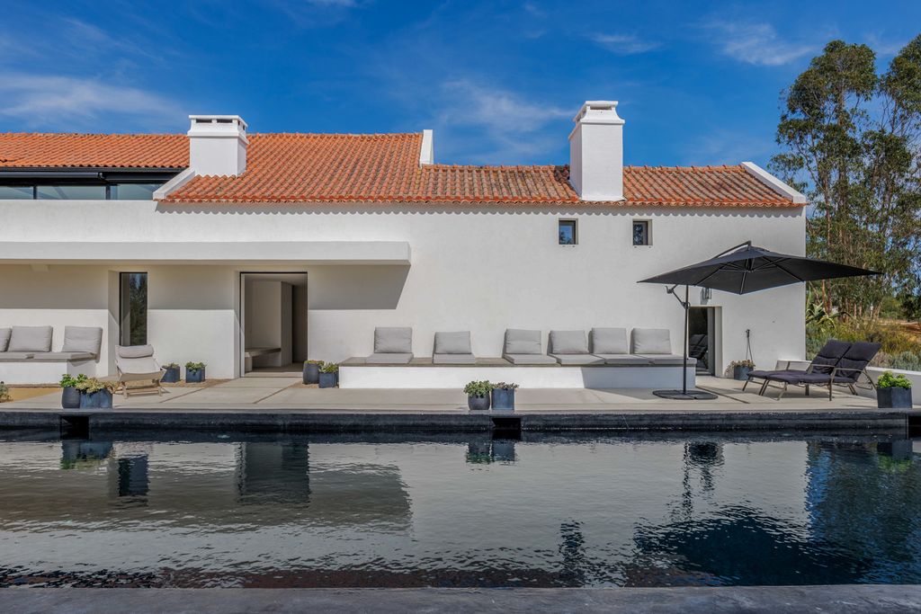 Sandy Starfish Villa Lisbon Coast Olivers Travels 2