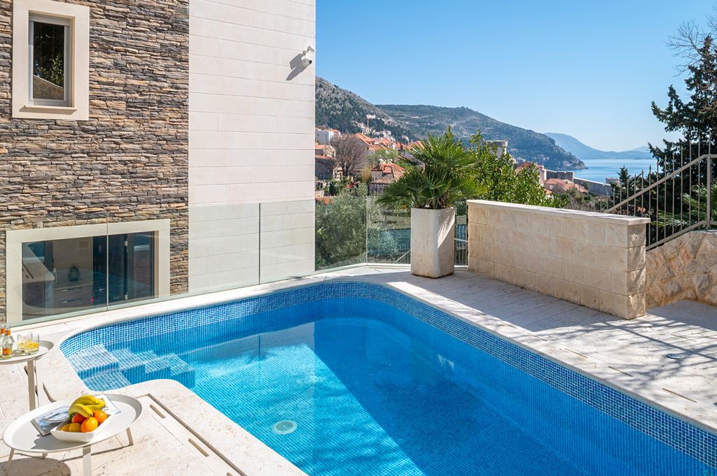 Villa Adola Dubrovnik Olivers Travels 2