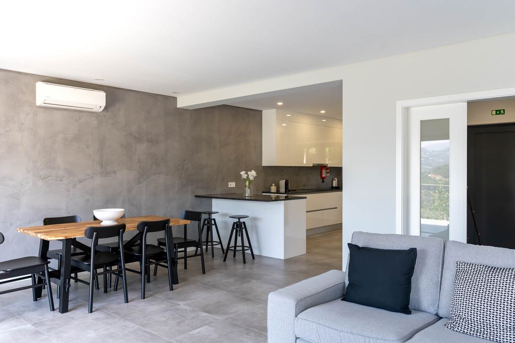 Monte Douro Douro Portugal OliversTravels 3