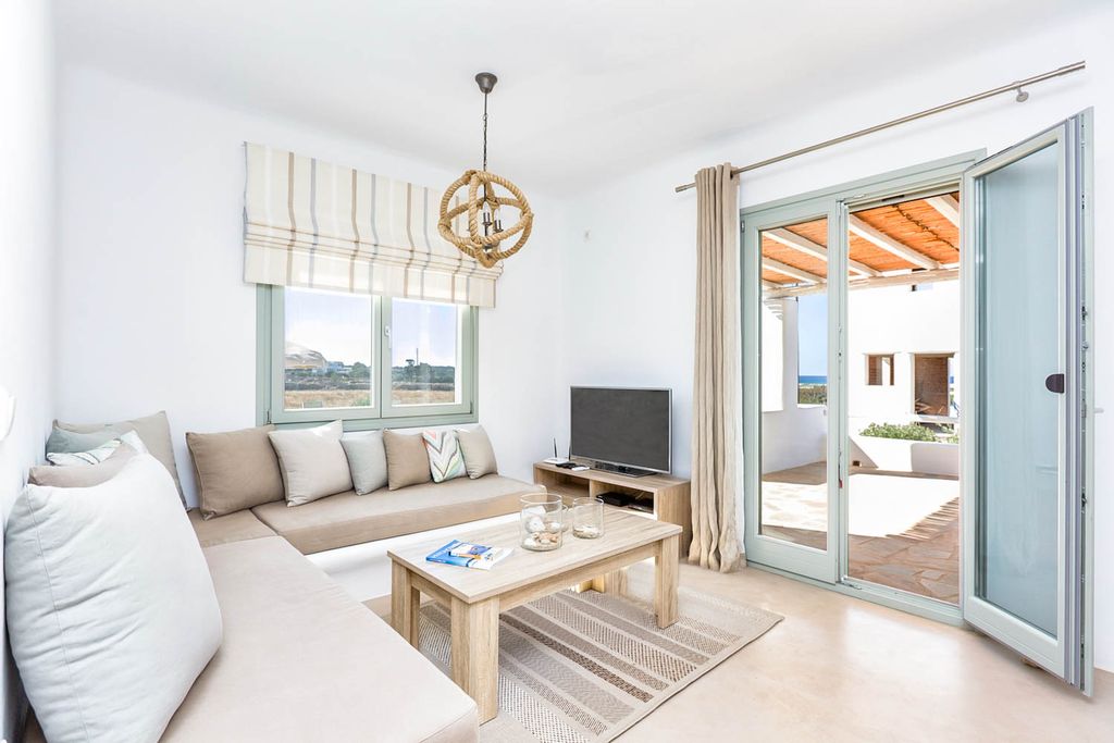 Villa Glinda Naxos Greece OliversTravels 5