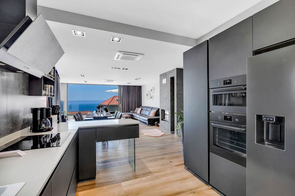 Villa Almoni Dalmatia Coast OliversTravels 4