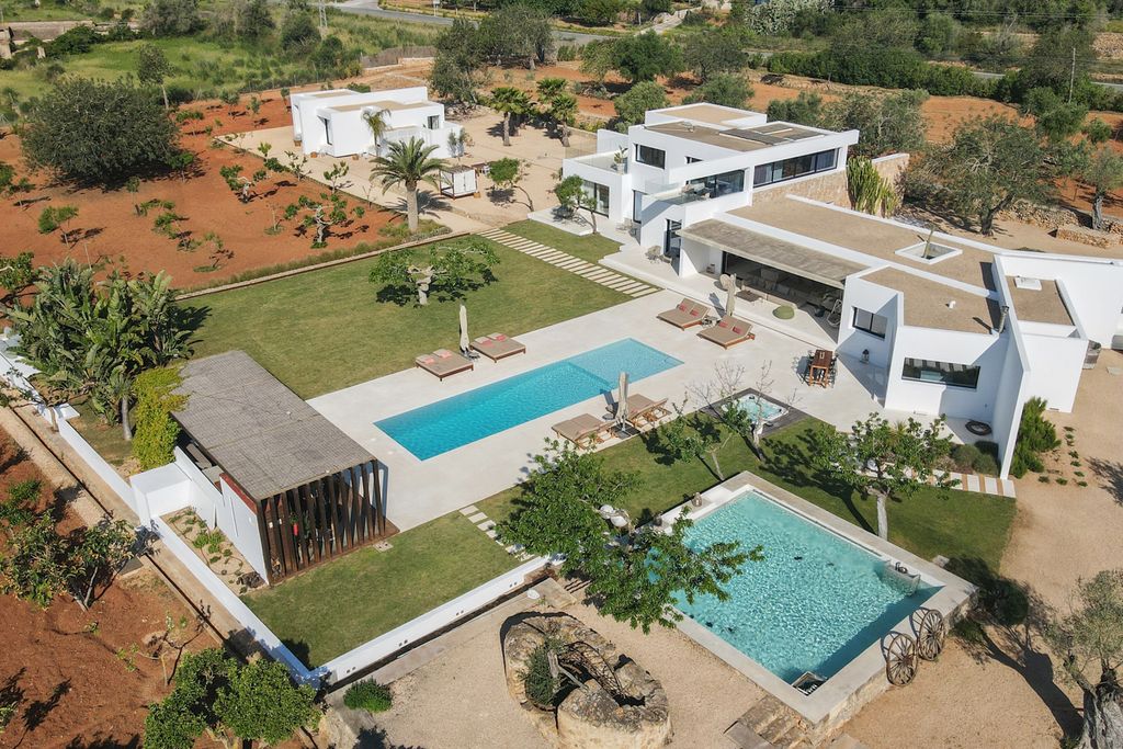 Can Sant Joan Ibiza Olivers Travels 002