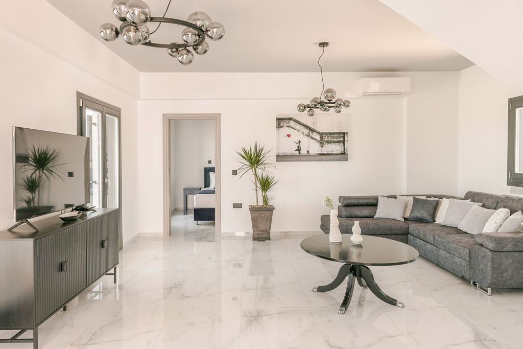 Villa Revels Kefalonia Olivers Travels 3