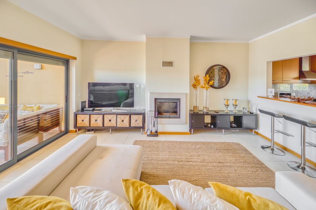 Casa Sangria Algarve Olivers Travels 3