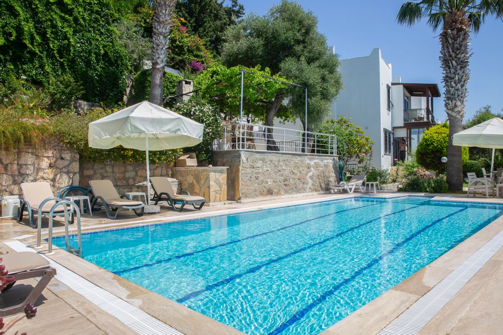 Villa Pazar Bodrum Olivers Travels 1