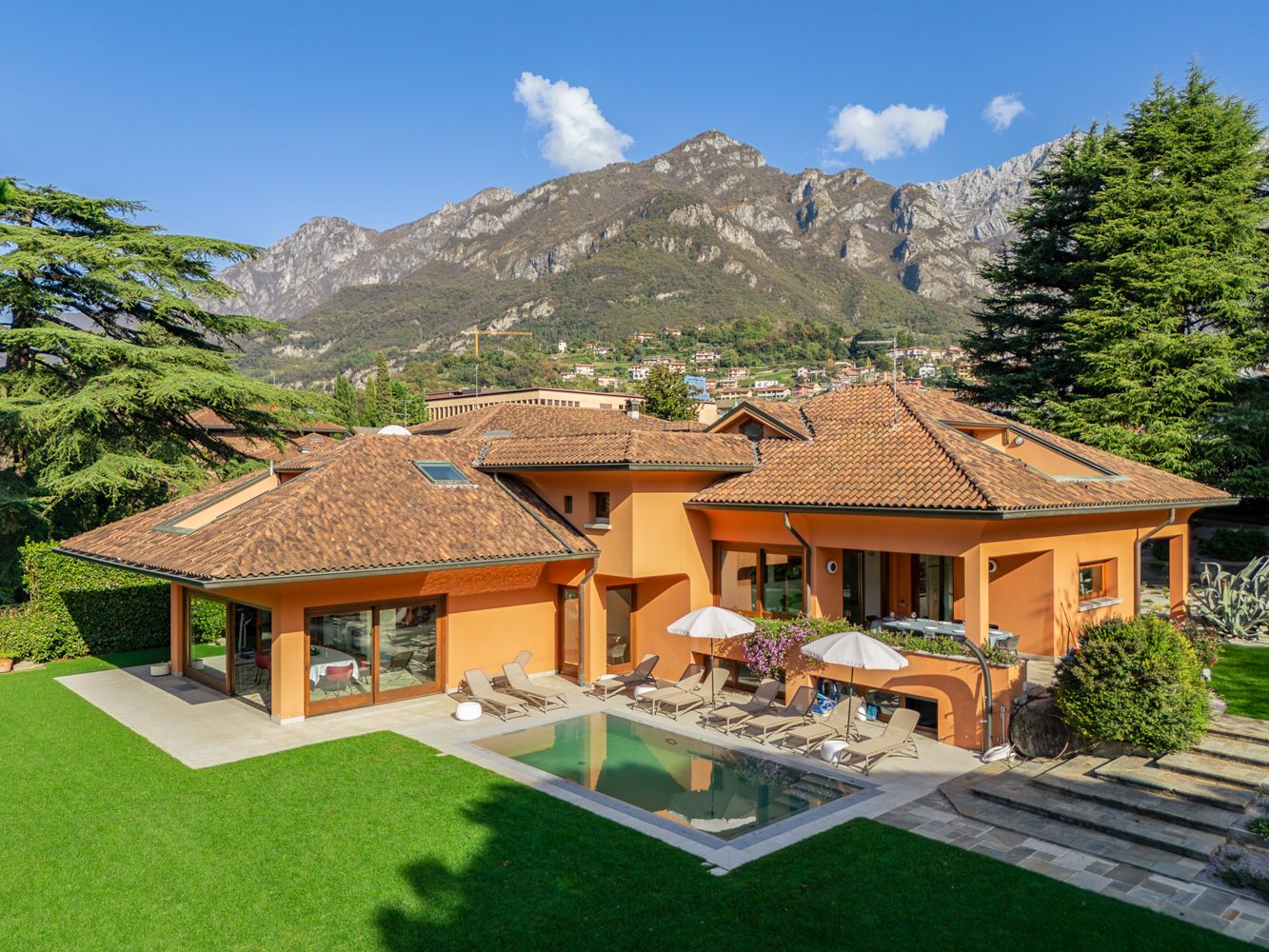Villa Cadone in Mandello del Lario LC, Lago Di Como, Italy