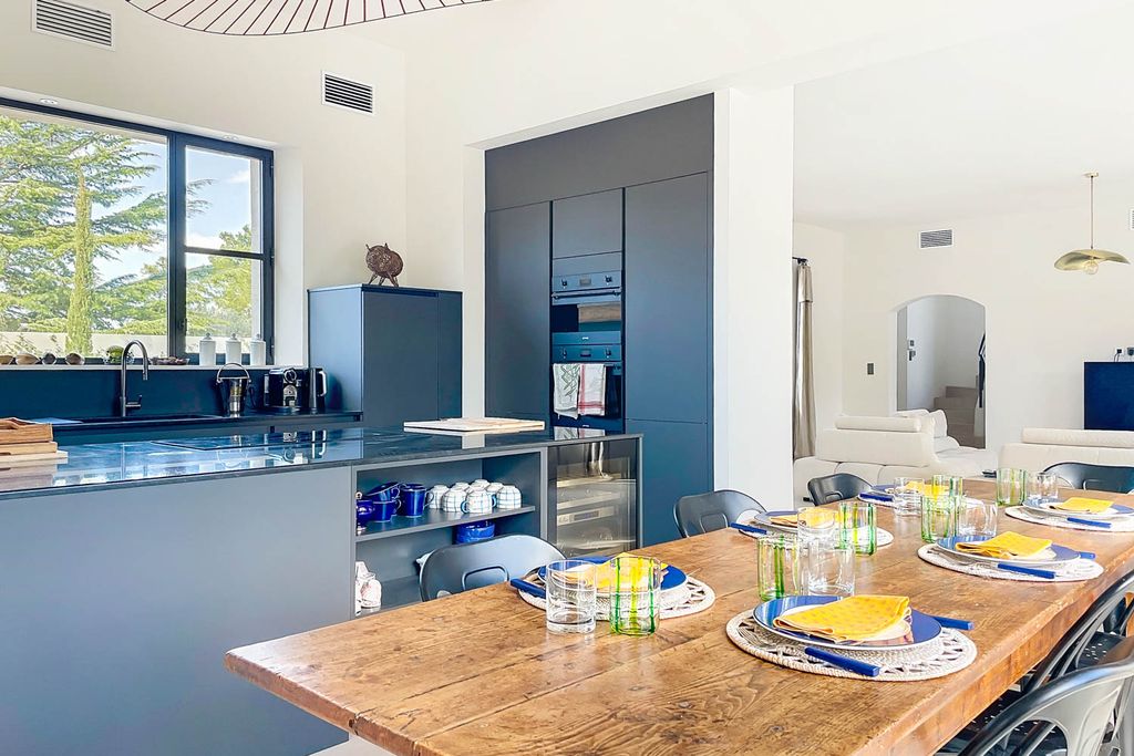 La Belle Saison CH Provence OliversTravels 5