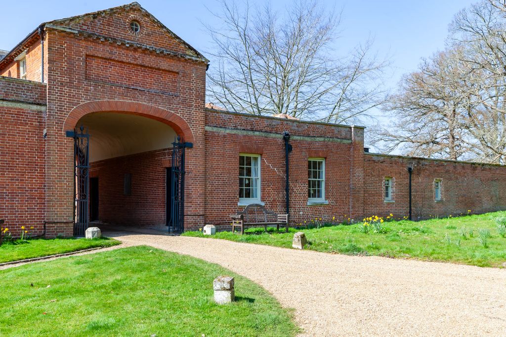 The Old Courtyard Norfolk OliversTravels 1